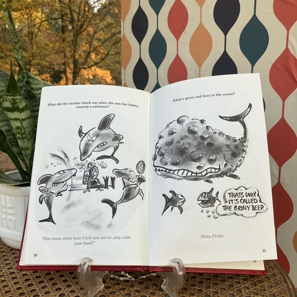 Smokey the Shark and Other Fishy Tales by Charles Keller 1981 Hardback - Picture 8 of 11